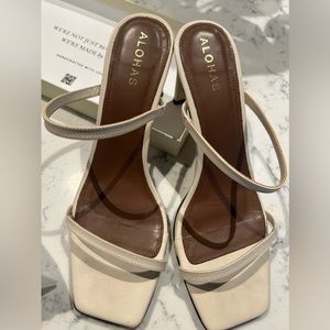 Alohas Double Strappy Sandals